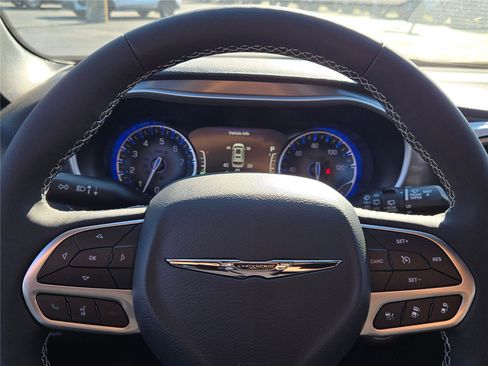 New 2026 Chrysler Pacifica Select image 33