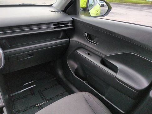 Used 2024 Hyundai Kona SEL FWD image 17