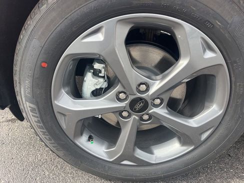 New 2026 Ford Escape ST-Line w/ Tech Pack #1 image 9