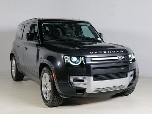 Used 2025 Land Rover Defender 110 S AWD/4WD image 10