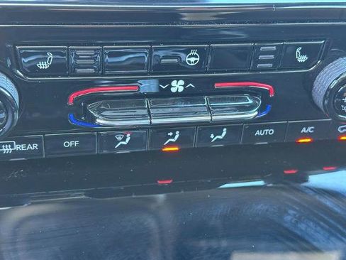 Used 2024 Jeep Grand Cherokee Laredo X w/ Luxury Tech Group I image 22