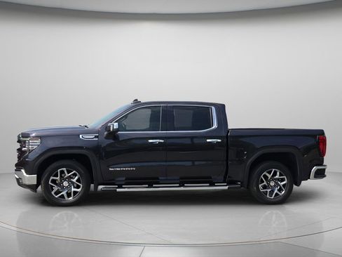 Used 2024 GMC Sierra 1500 SLT RWD image 3