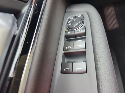 New 2026 GMC Yukon XL Denali w/ Denali Reserve Package image 19