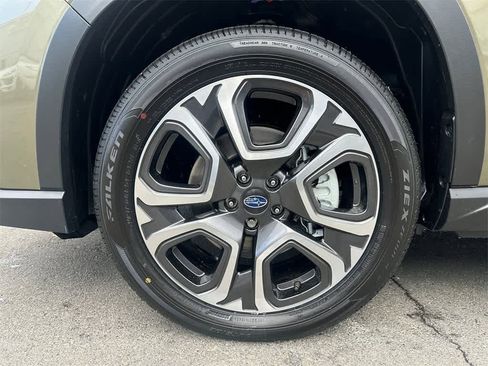 New 2026 Subaru Ascent Limited image 8