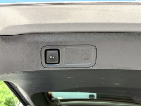 Used 2024 Lincoln Navigator L Reserve AWD/4WD image 14