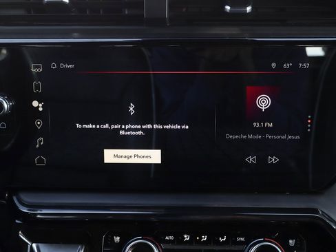 Used 2022 GMC Sierra 1500 AT4X image 34