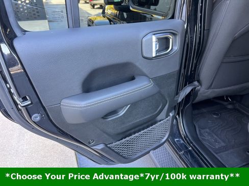 Certified 2022 Jeep Wrangler Unlimited Sahara w/ Cold Weather Group image 30