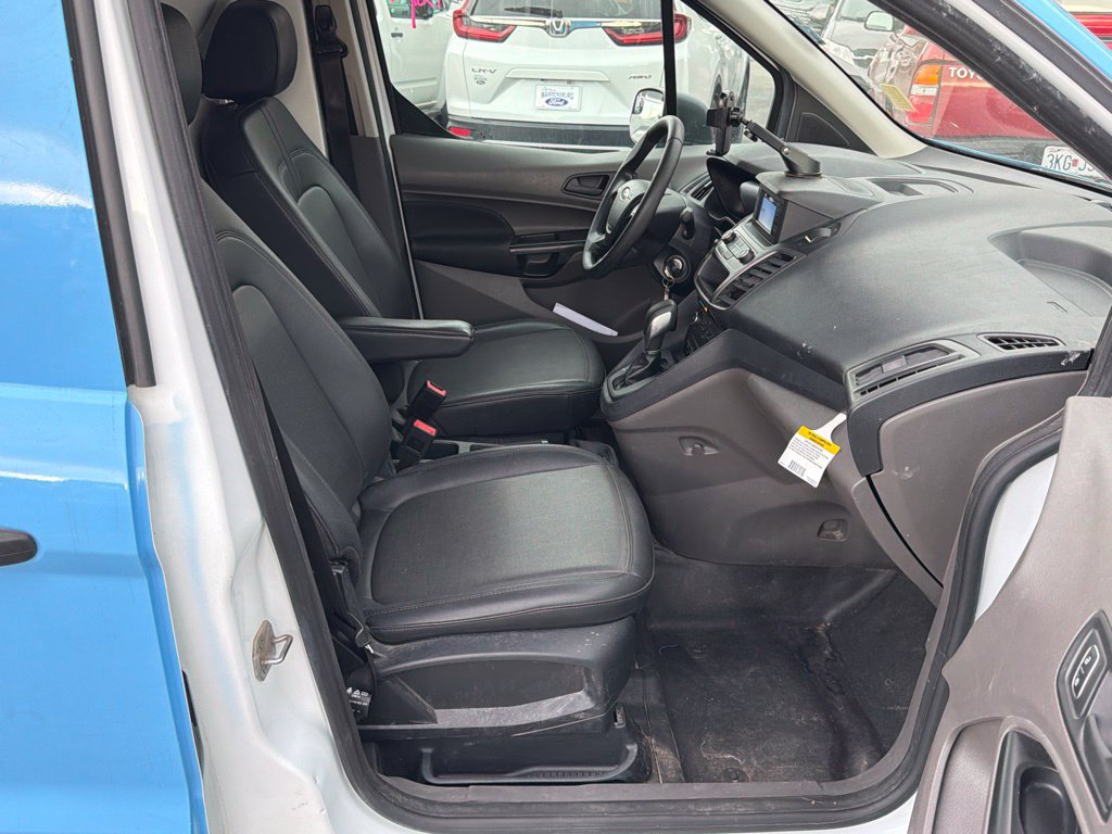 Used 2022 Ford Transit Connect XL FWD image 16
