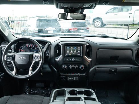 Used 2021 Chevrolet Silverado 1500 Custom Trail Boss w/ Midnight Edition AWD/4WD image 15