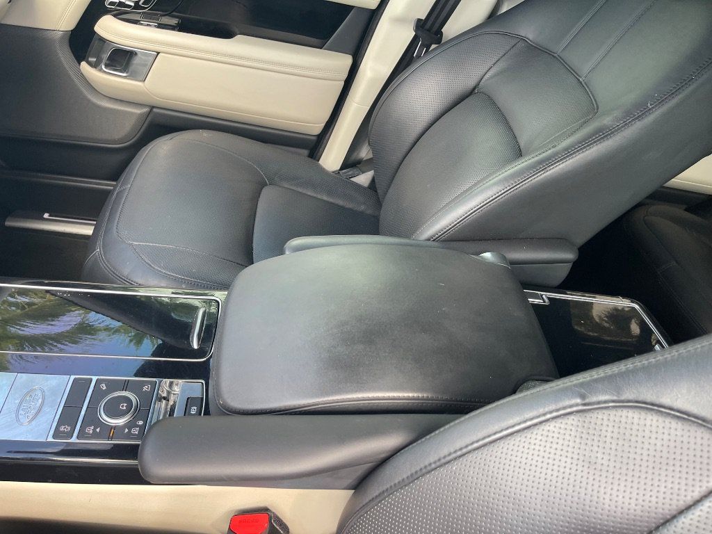 Used 2019 Land Rover Range Rover Long Wheelbase Supercharged AWD/4WD image 39