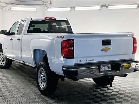 Used 2018 Chevrolet Silverado 2500 W/T w/ WT Convenience Package AWD/4WD image 10