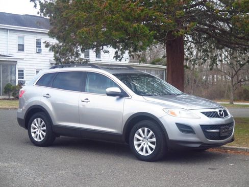 Used 2010 MAZDA CX-9 Touring w/ Moonroof & Bose Audio Pkg image 6
