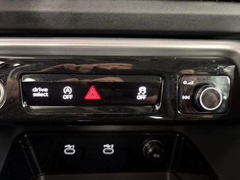 Used 2025 Audi Q5 Premium Plus AWD/4WD image 27