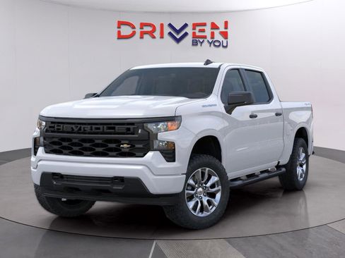 New 2026 Chevrolet Silverado 1500 Custom image 2
