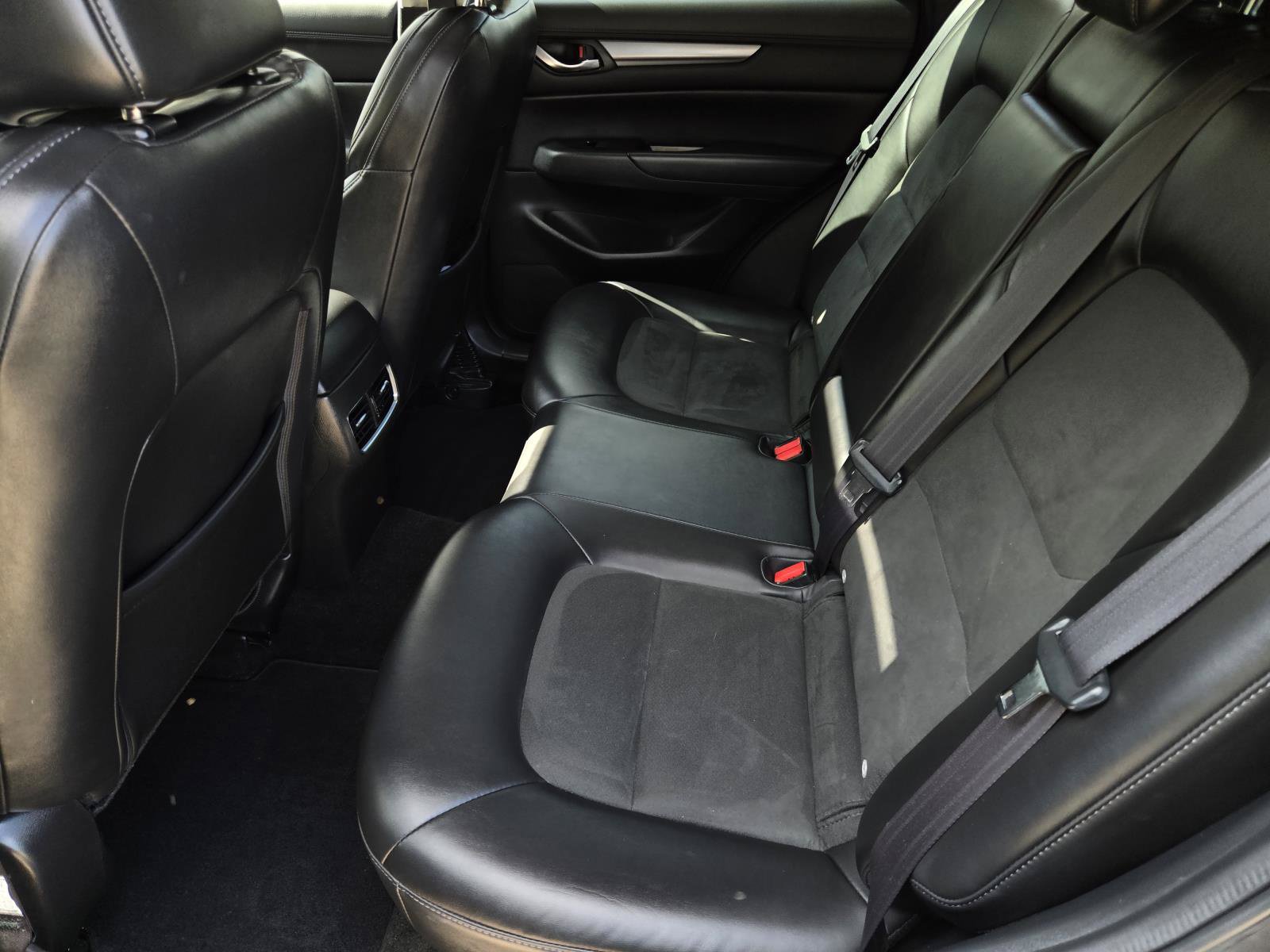 Used 2017 MAZDA CX-5 Touring w/ Preferred Equipment Package FWD image 19