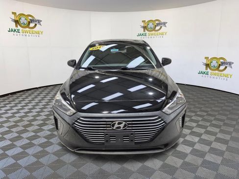 Used 2019 Hyundai Ioniq SEL FWD image 3