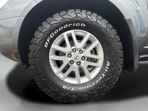 Used 2018 Nissan Frontier SV AWD/4WD image 29