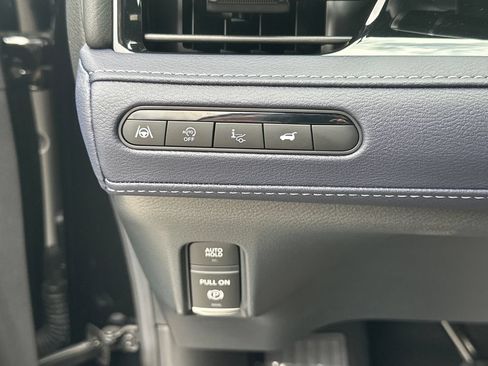 Used 2026 INFINITI QX80 4WD w/ Sport Exterior Package image 30