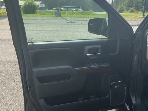 Used 2014 GMC Sierra 1500 SLT w/ SLT Crew Cab Value Package AWD/4WD image 19