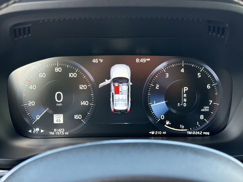 Used 2021 Volvo XC60 T5 R-Design image 28