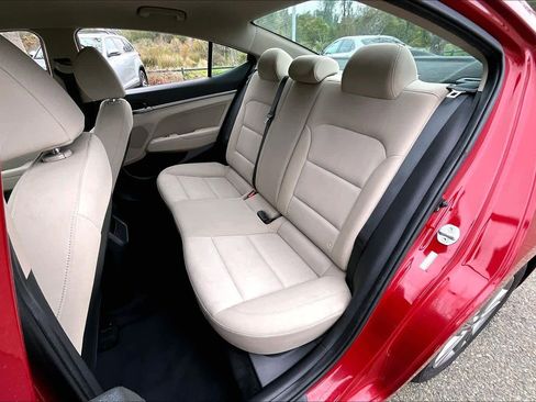 Used 2018 Hyundai Elantra SEL image 20