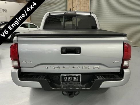 Used 2022 Toyota Tacoma SR5 image 6