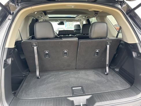 Used 2024 Honda Pilot Touring image 30