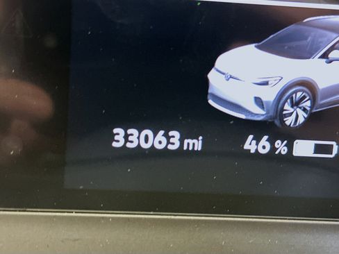 Used 2023 Volkswagen ID.4 Pro S AWD/4WD image 19