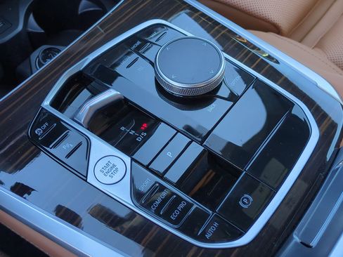 Used 2026 BMW X5 sDrive40i image 26