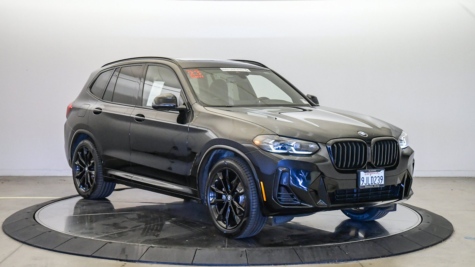 Used 2023 BMW X3 xDrive30i w/ M Sport Package AWD/4WD image 6