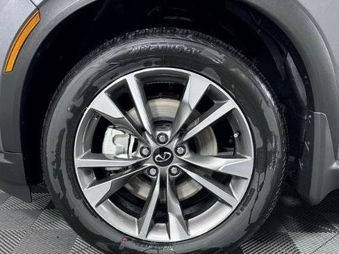 Certified 2025 INFINITI QX60 Luxe w/ Vision Package image 12