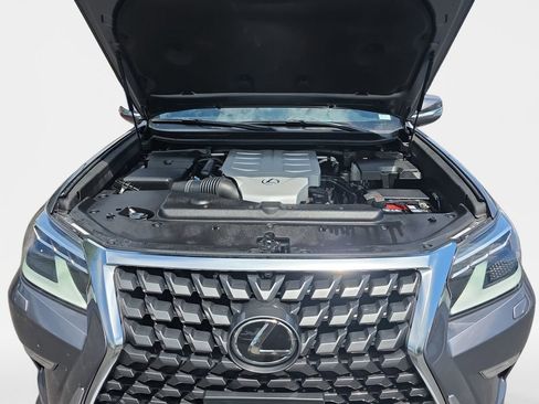 Used 2023 Lexus GX 460 Premium w/ Accessory Package AWD/4WD image 24