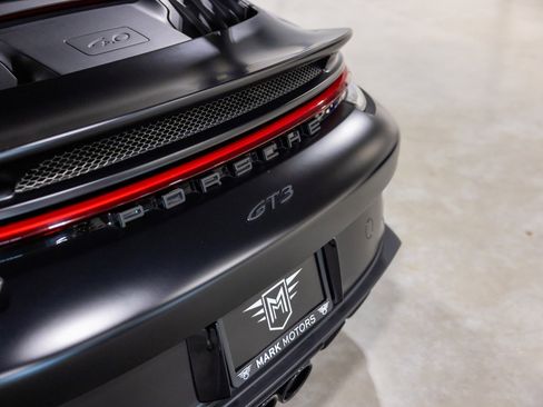 Used 2022 Porsche 911 GT3 image 15