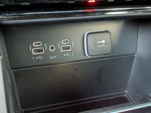 Used 2024 Jeep Grand Cherokee Summit w/ High Altitude Package AWD/4WD image 36