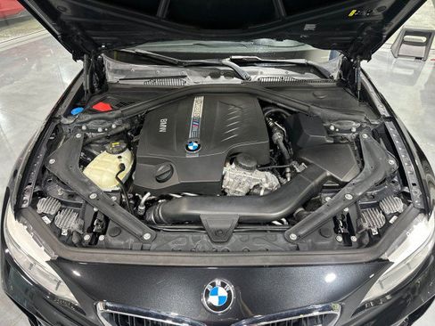 Used 2017 BMW M2 RWD image 23