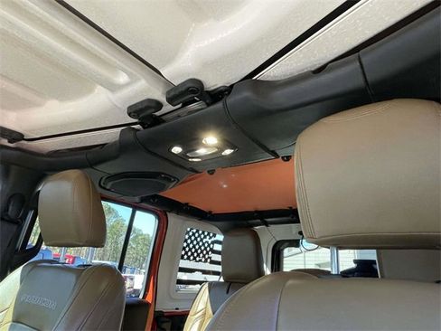 Used 2020 Jeep Wrangler Unlimited Rubicon w/ Dual Top Group image 7