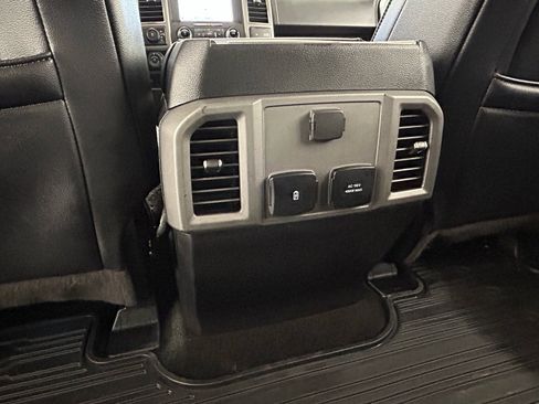 Used 2018 Ford F150 Raptor w/ Equipment Group 802A Luxury image 37