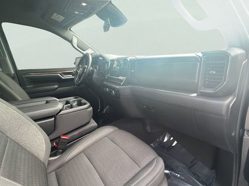 Certified 2024 Chevrolet Silverado 1500 LT image 31