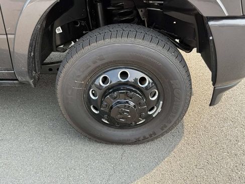 New 2026 RAM 3500 Limited AWD/4WD image 12