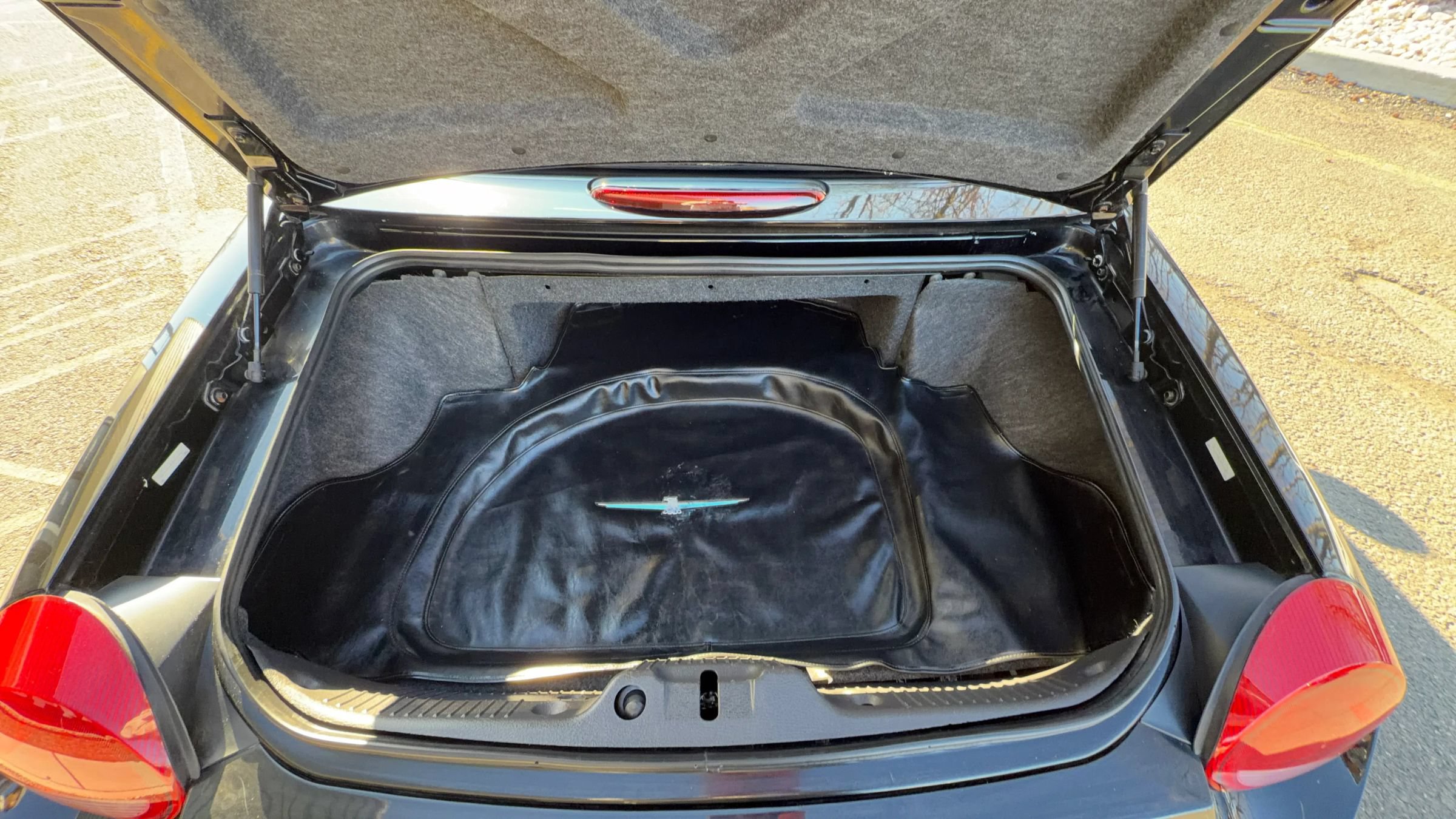 Used 2002 Ford Thunderbird RWD image 27