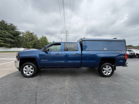 Used 2018 Chevrolet Silverado 2500 LT w/ LT Fleet Convenience Package AWD/4WD image 4