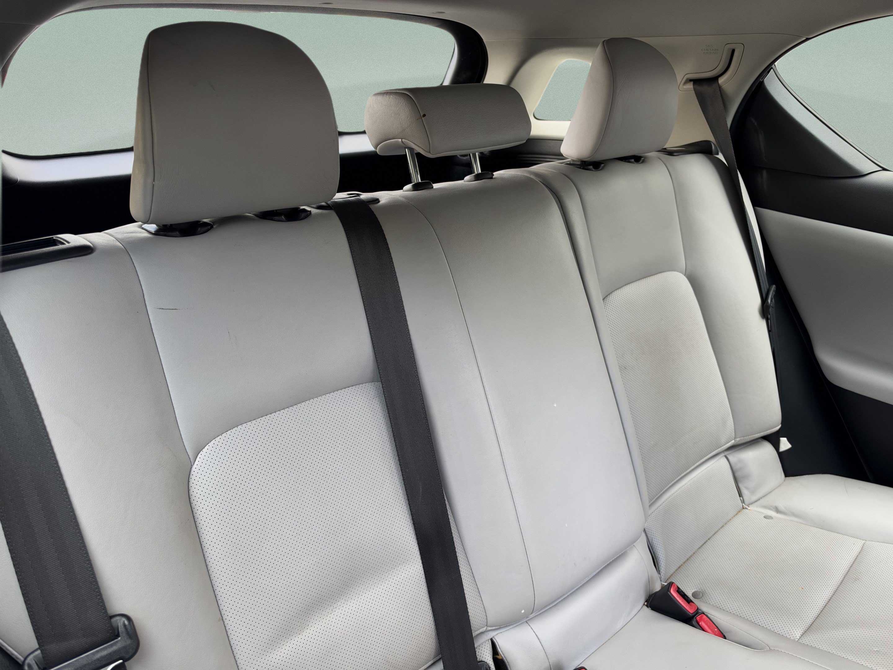 Used 2012 Lexus CT 200h Premium w/ Leather Pkg FWD image 23