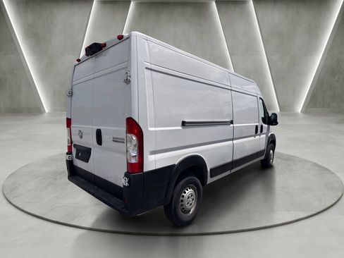Used 2024 RAM ProMaster 2500 w/ Convenience Group FWD image 7