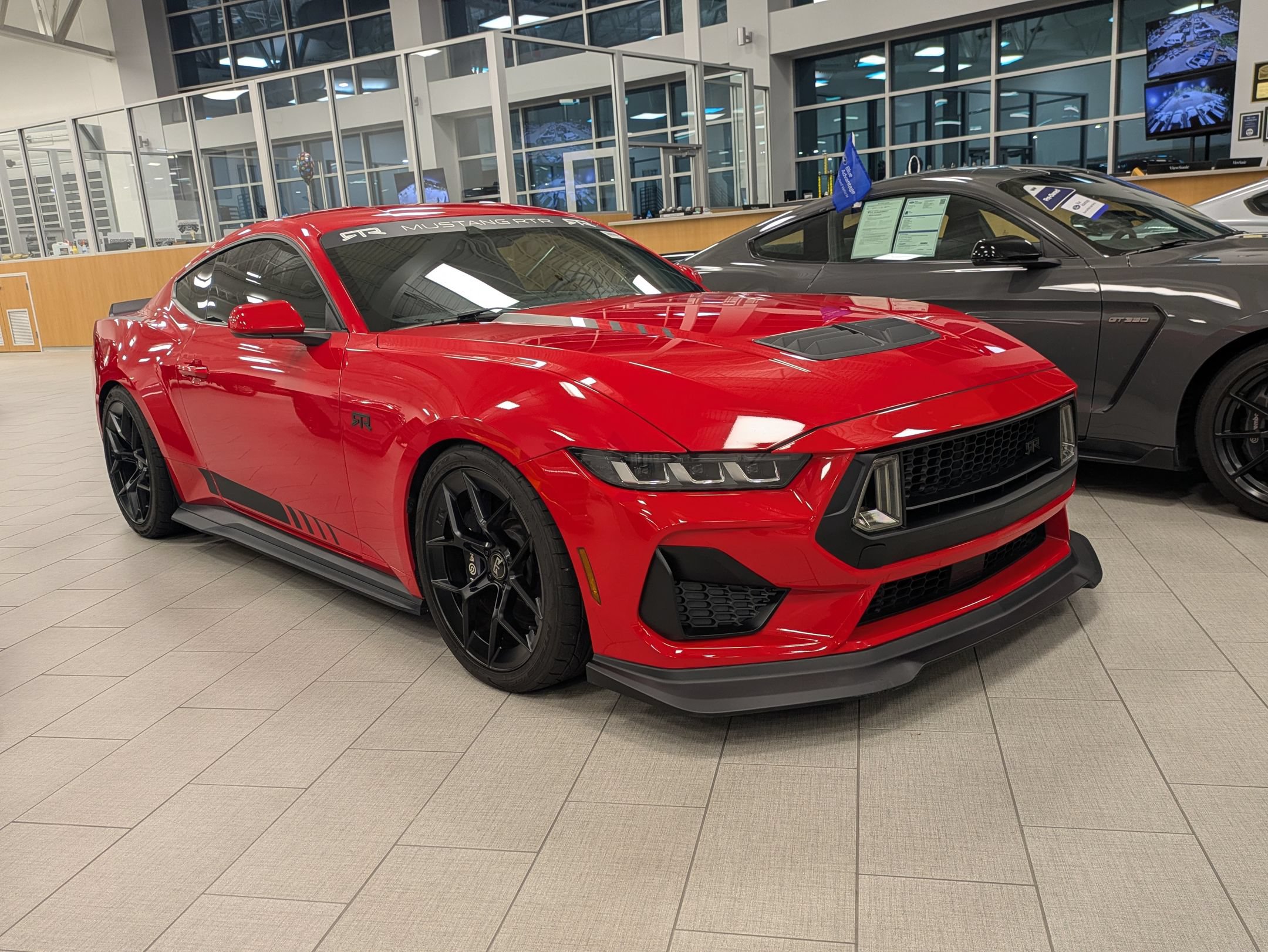 Used 2025 Ford Mustang GT w/ GT Performance Package RWD image 1