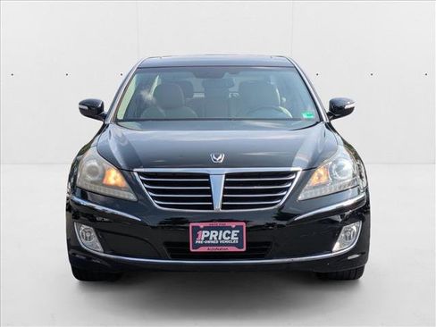 Used 2012 Hyundai Equus Signature image 2