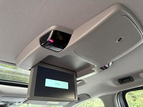 Used 2023 Honda Odyssey Elite image 38