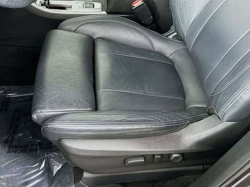 Used 2020 Subaru Ascent Limited w/ Technology Package image 27