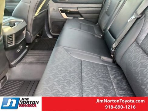 Used 2025 Toyota Tundra Limited image 31