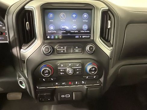 Used 2021 Chevrolet Silverado 1500 RST w/ Z71 Off-Road Package AWD/4WD image 24