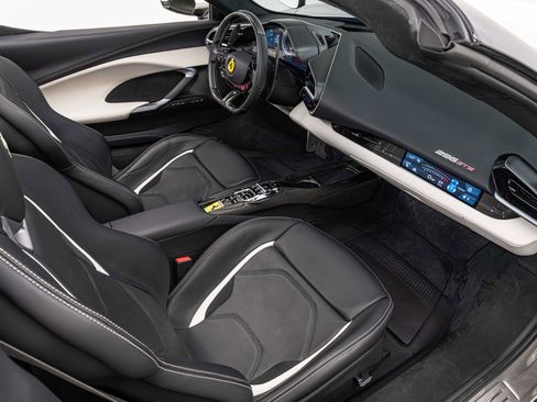 Certified 2025 Ferrari 296 GTS image 33